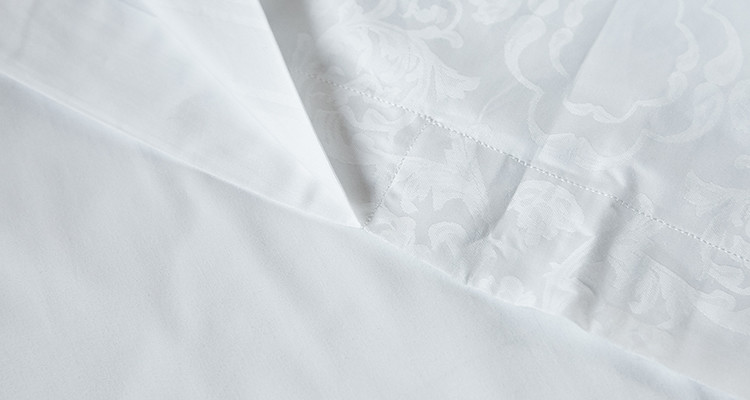 Dobby White Stripe Jacquard Hotel Luxury Sheet Set , Hotel Style Bedding Sets