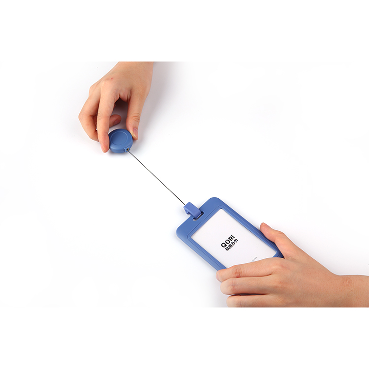 Deyi Easy Pull Buckle Plastic Lanyard Card Holder