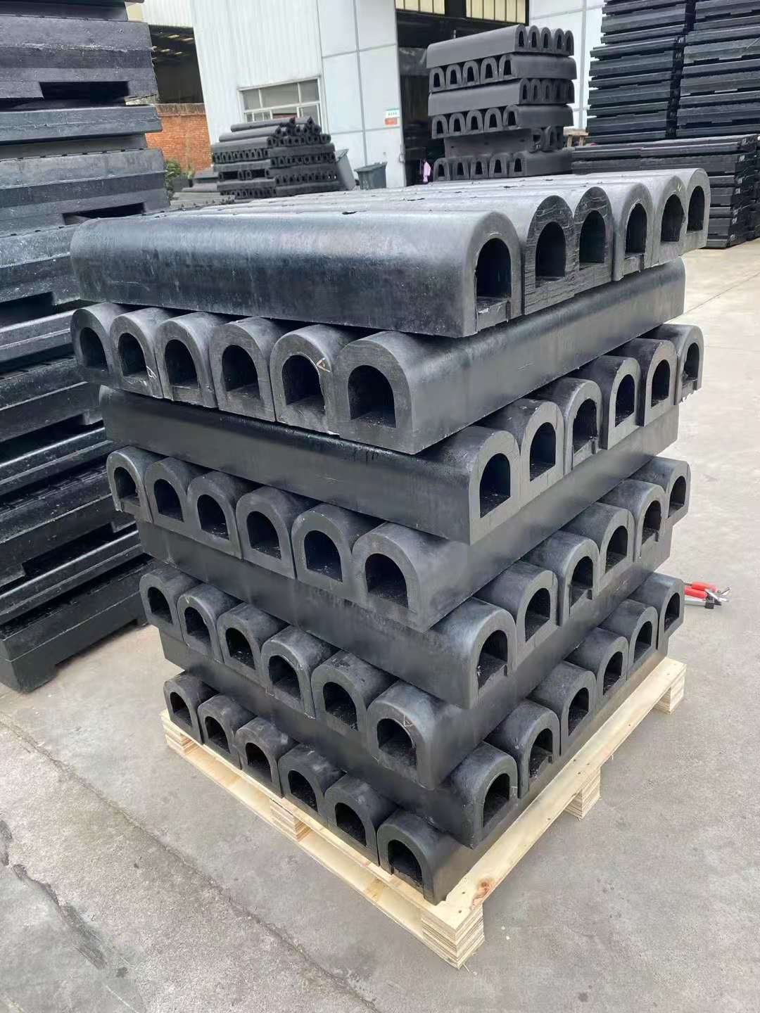 Rub Rail Gunwale Edge Trim for Anti-aging Rubber Boat Bumper Strip Gunnel Boat Edging
