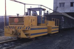 Wholesale Dual Purpose Railcar Moving Equipment Tractor Gauge 1000/1435/1520Mm Customizable from china suppliers