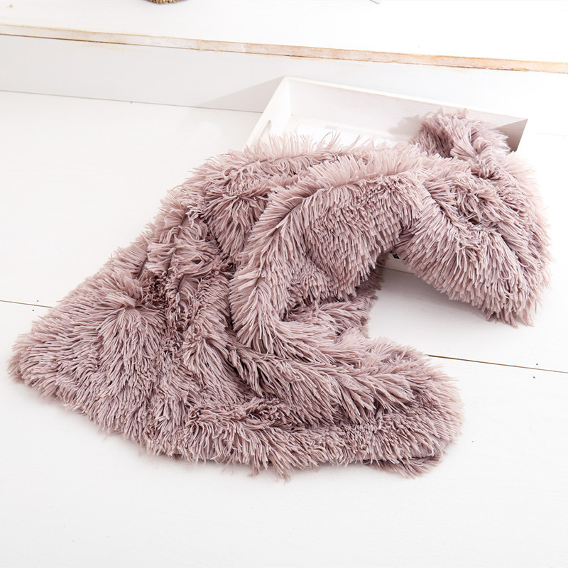Plush Pet Mat Double Layer Pet Blanket Dog Mat Cat Blanket Warm And Comfortable