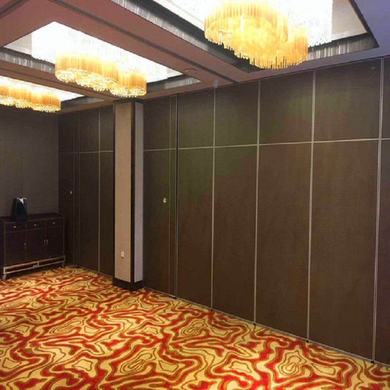 Ballroom Folding Partition Wall System Acoustic Wooden Movable Partitions for Hotel