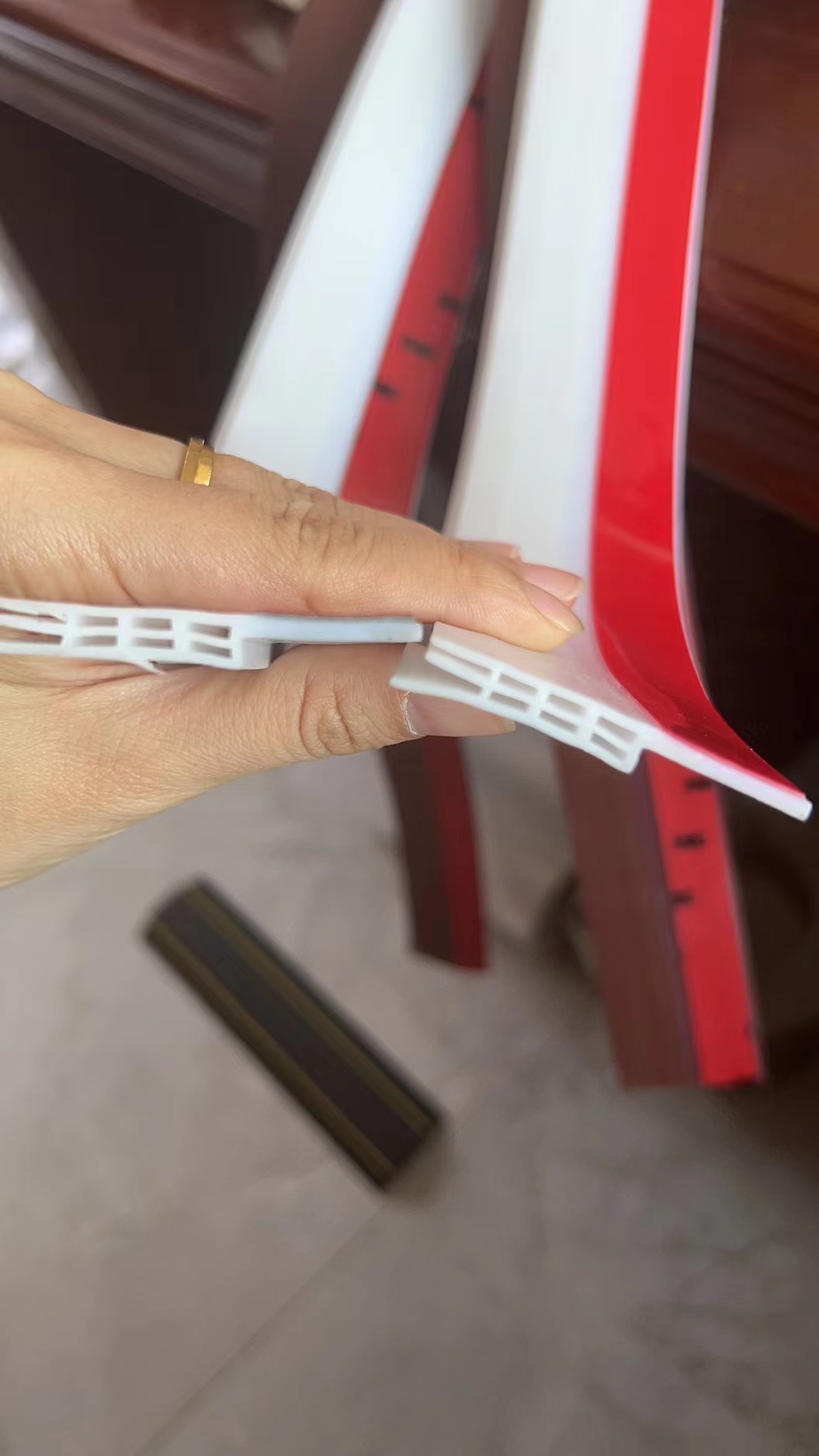 Grey Self-adhesive Silicone Rubber Door Bottom Seals for Improved Door Sealing Efficiency