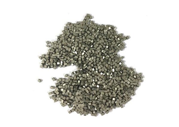 Wood Cutting Tungsten Carbide Saw Tips For Plywood , Shaving Board , Laminated