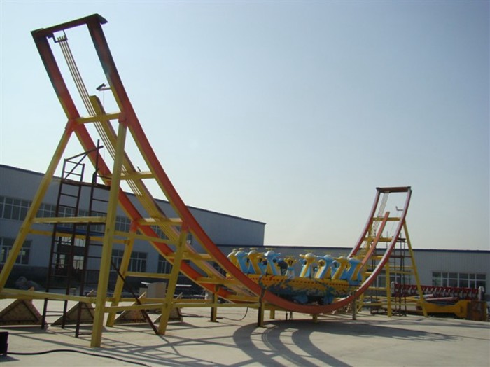22 Seats Flying UFO Rides CE Certification Electric Powered Roller Coaster Type