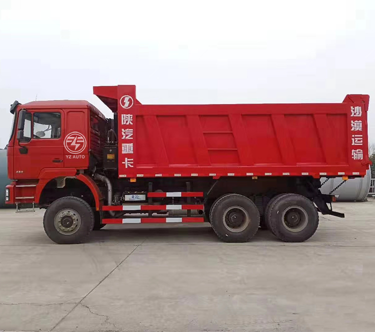30T Commercial Diesel Trucks Heavy Duty Dumper With Touch Screen And All Wheel Drive