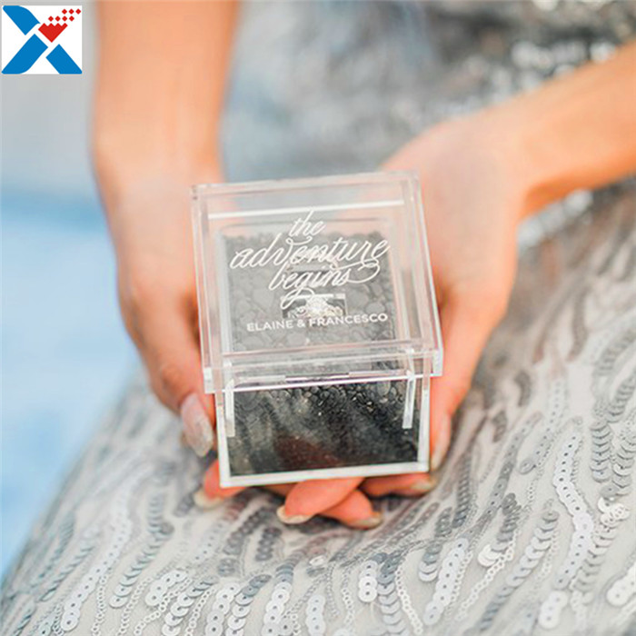 Clear Ring Holder Led Acrylic Display Case Flowers Gift Box Customized Logo