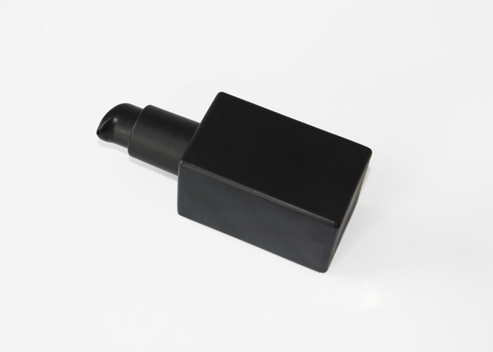 Square Shape Matte Black Glass Pump Bottles 120ml For Body Serum / Essential Oil