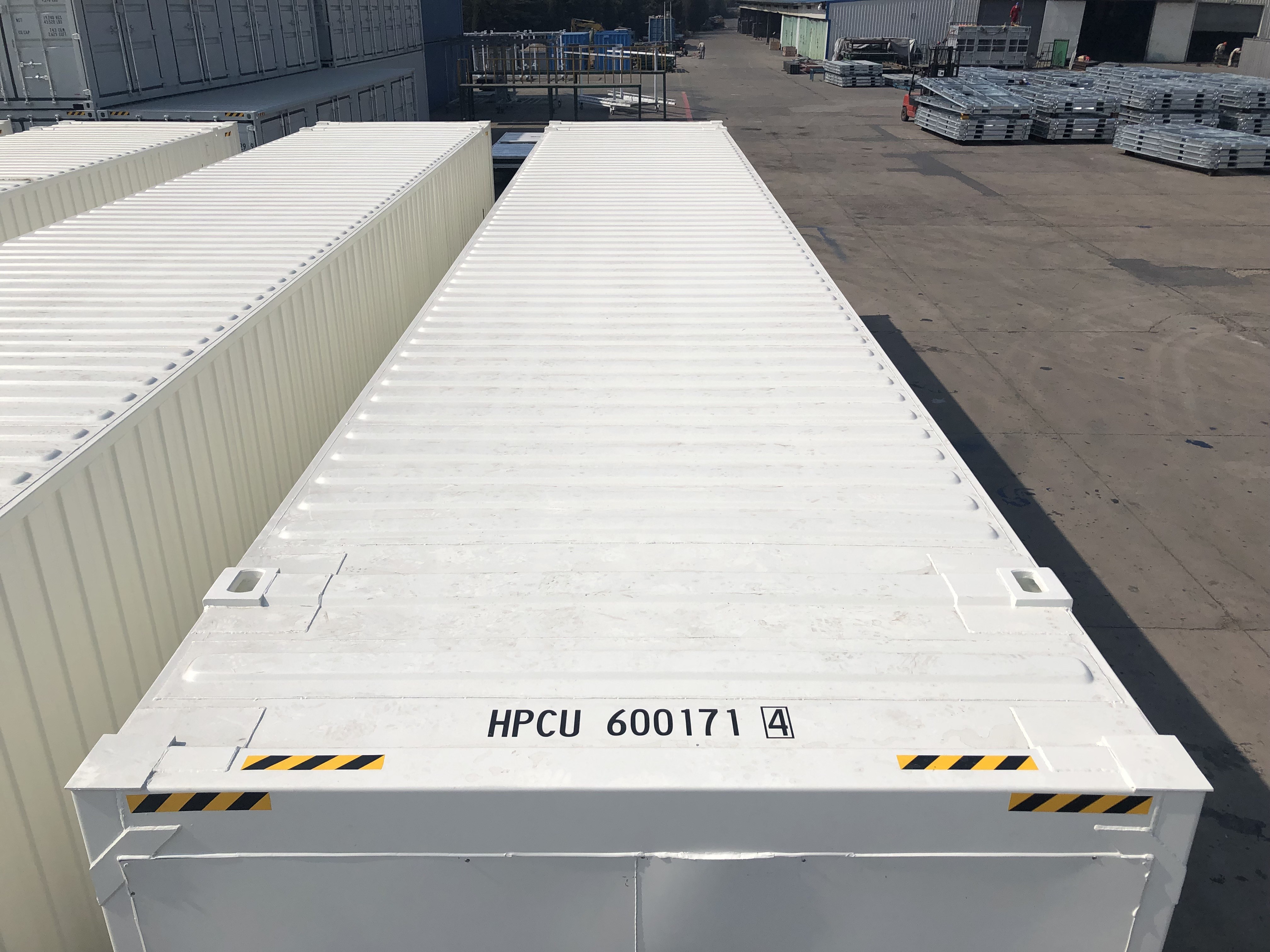 Length 13716MM Cargo Shipping Container 45ft High Cube Roll Up Door Industrial