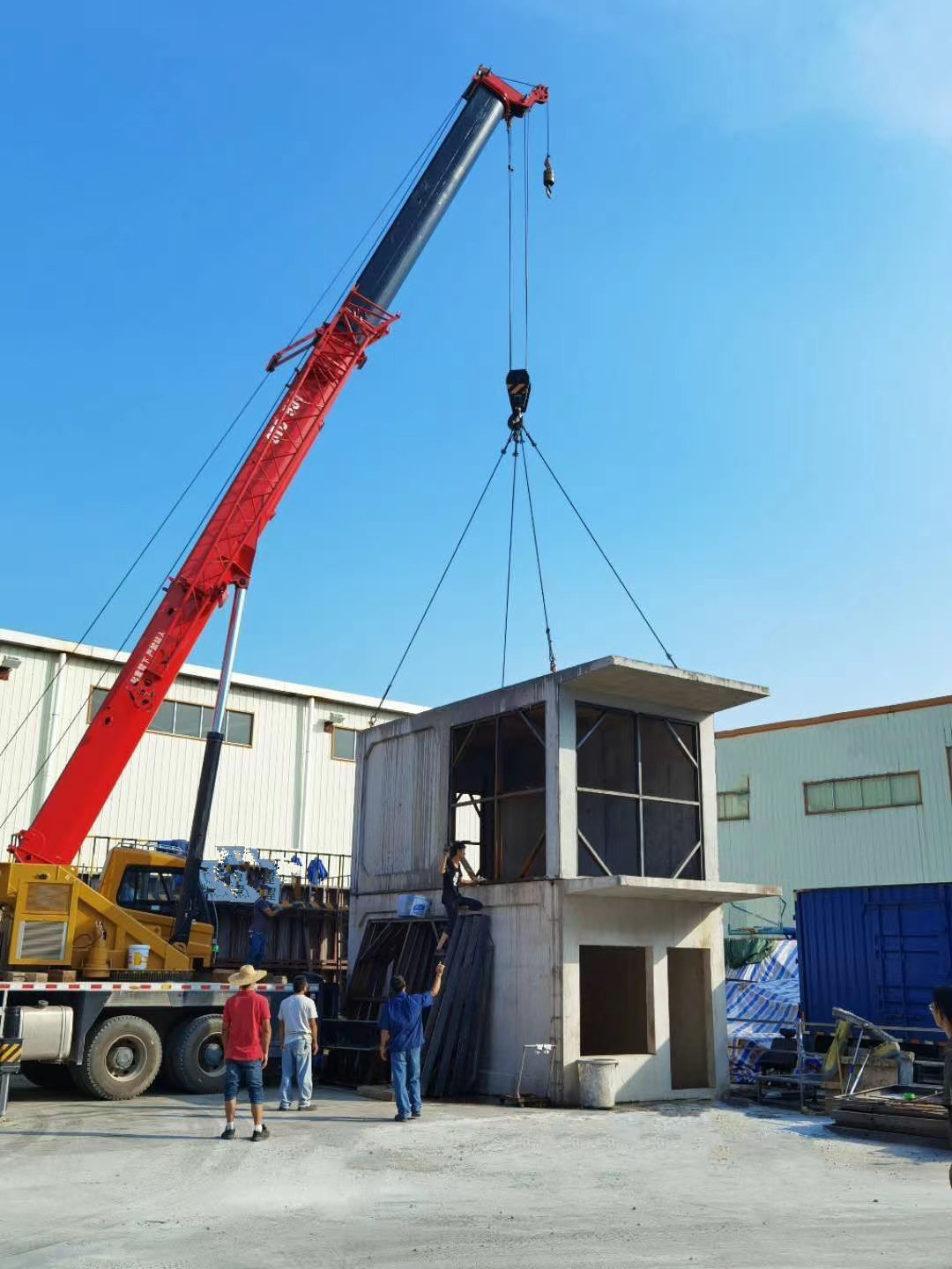 40 Feet Luxury Shipping Container House