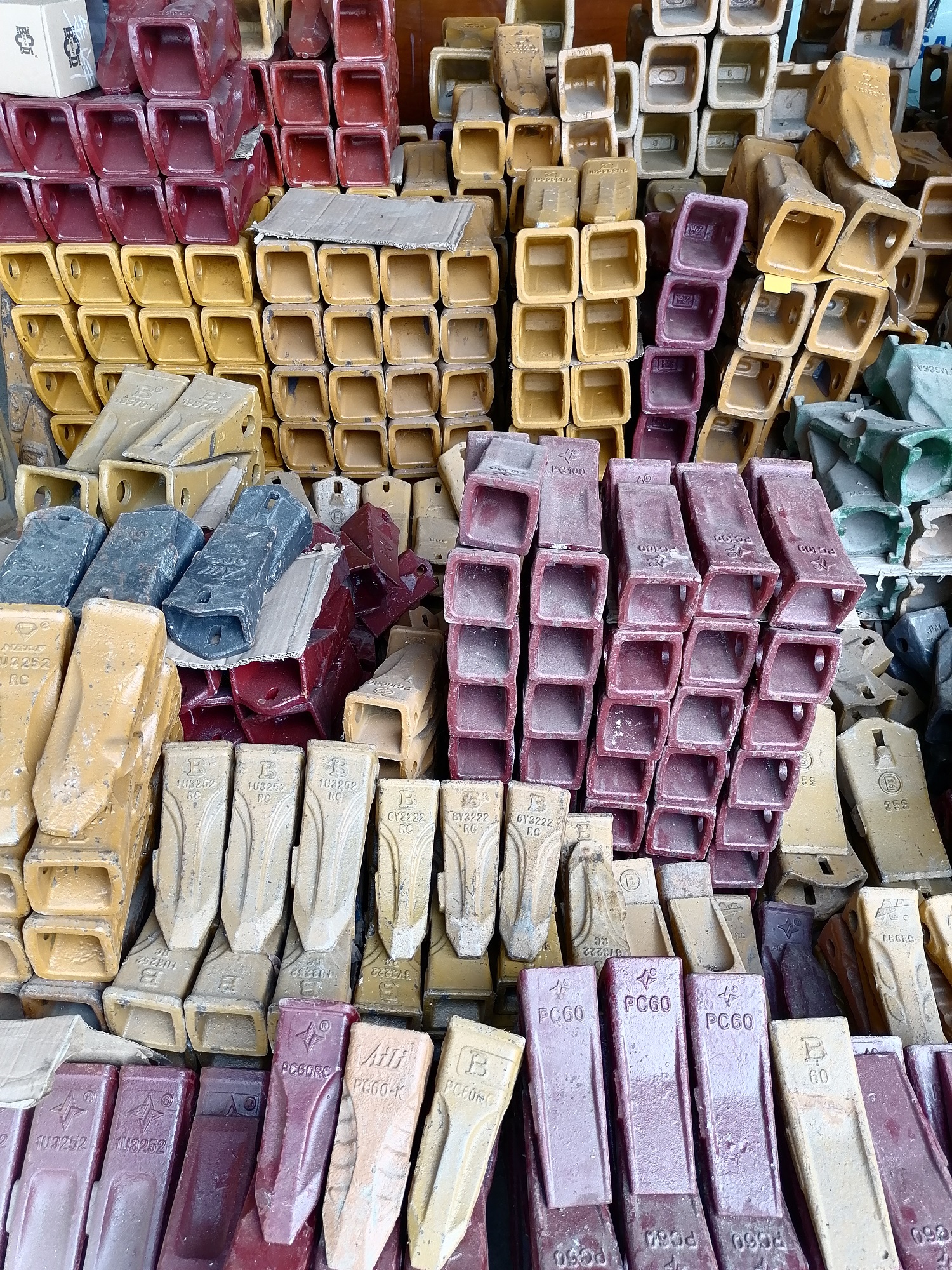 DIAMOND NBLF Excavator Parts Best Price And Strong Bucket Tooth FOR PC300 EXCAVATOR