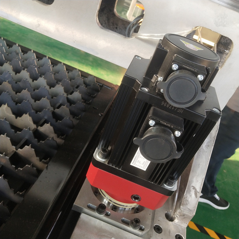 1000W Cutting Head CNC Laser Cutting Machines With Reci Generator 380VAC 50Hz