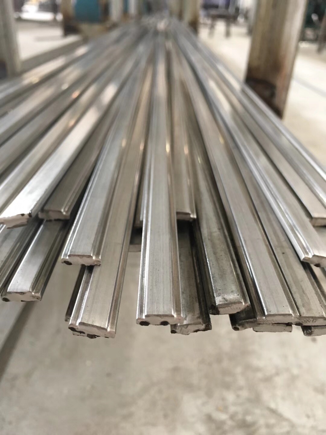 Austenitic Stainless 304 304L 316 Steel Profiles Rounds Flats Squares Hexagons