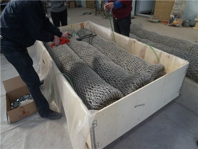 30mm*30mm Knotted Steel Cable Wire Rope Mesh As Staircase Fence