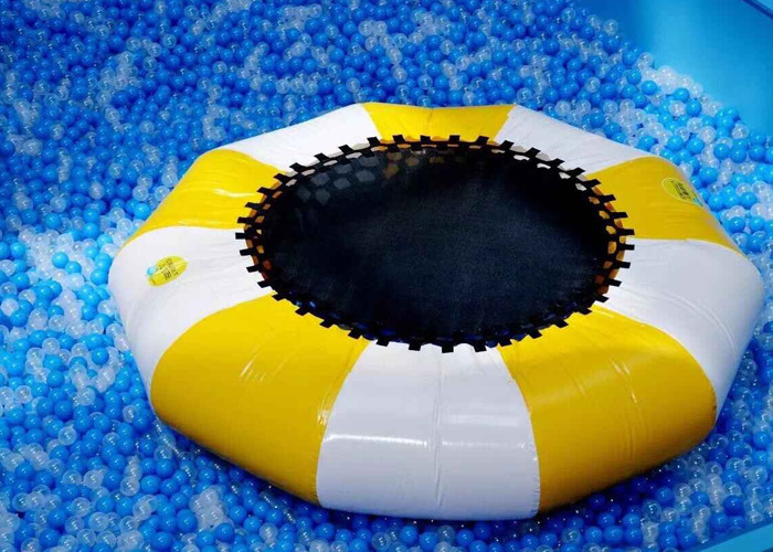 Latest Inflatable Amusement Park With Plastic Ball , Inflatable Toys Park For Kids
