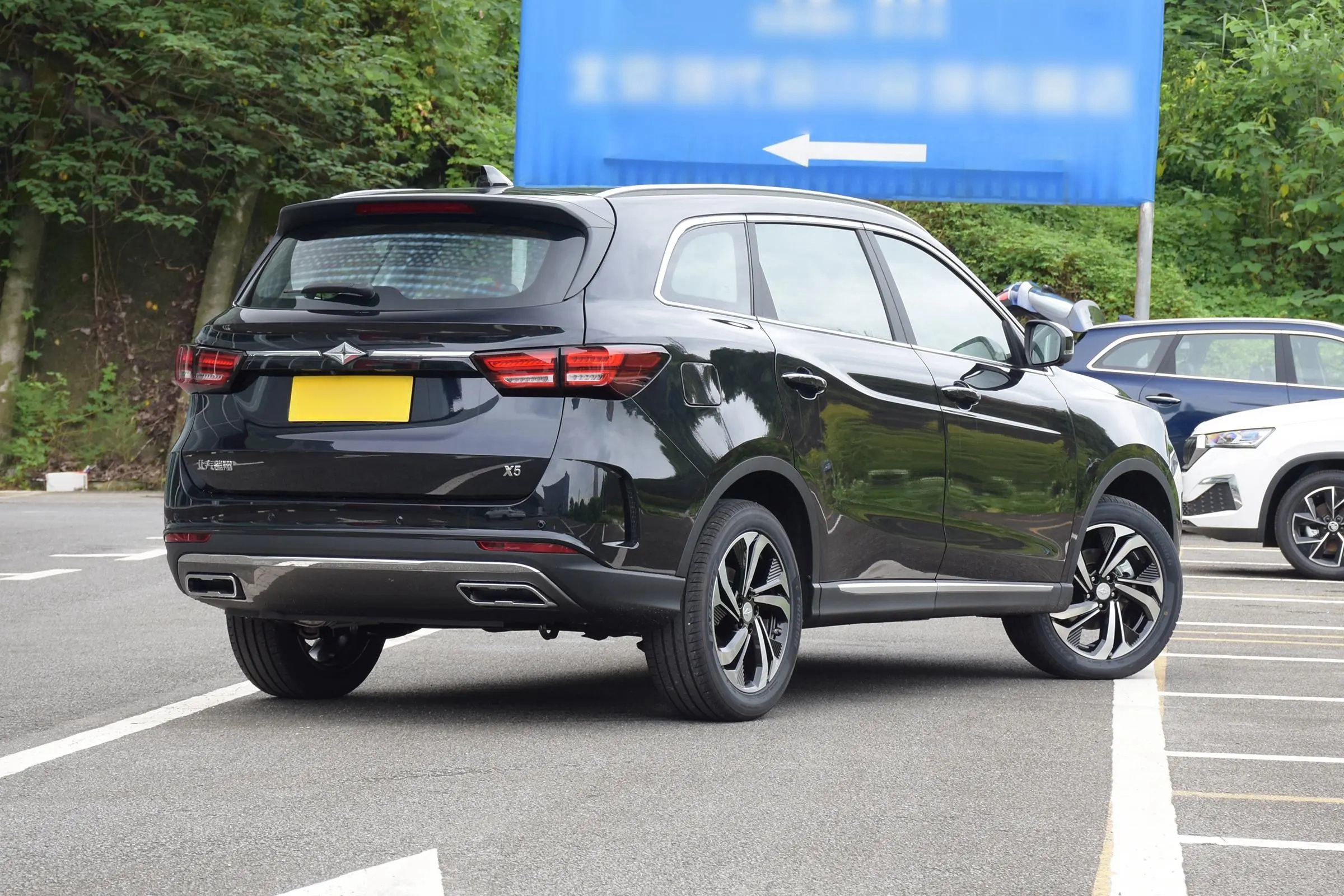 Affordable 2021 Baic Ruixiang X5 SUV Gasoline 1.5T MT 156hp FWD LHD Car Engine Model 1.5T 156hp L4