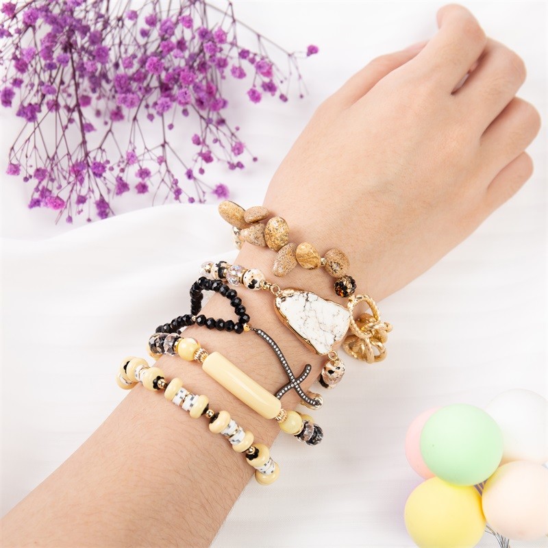 Picture Stone Gold Beads Handmade Beaded Bracelet Elastic For Spring Collection
