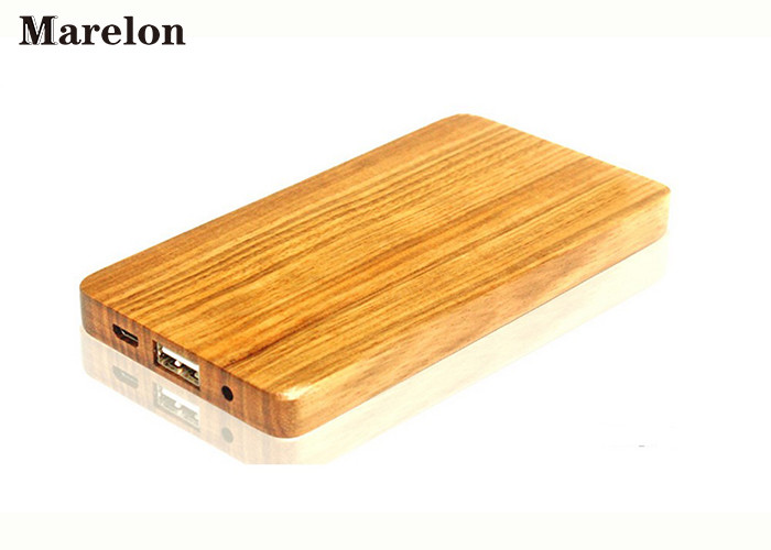 Thinnest Portable Wooden Power Bank , Wooden Phone Charger 4000mAh 125*65*10mm