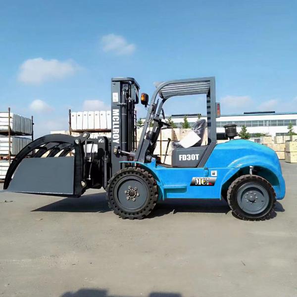 Productive Interal Combustion All-terrain Forklift Truck Working Pressure 18.5