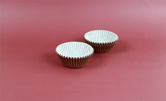 Pink Cupcake Liners in Standard Size Swedish Paper Baking Cups OEM Service Accepted