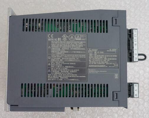 MR-JE-200A Mitsubishi JE Series 2KW Servo MR-JE AC servo drive 3-phase 200 VAC to 240 VAC Original adn New