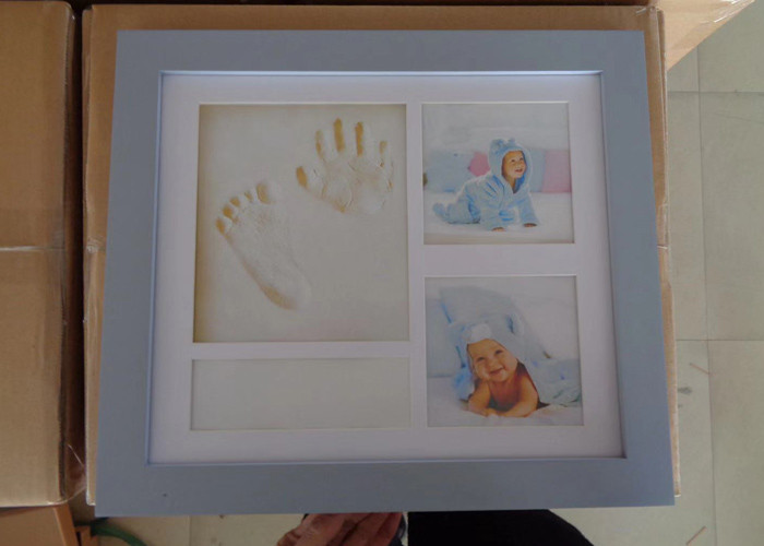 Customized Baby Clay Impression Kit , Handprint Picture Frame For Newborn Infants
