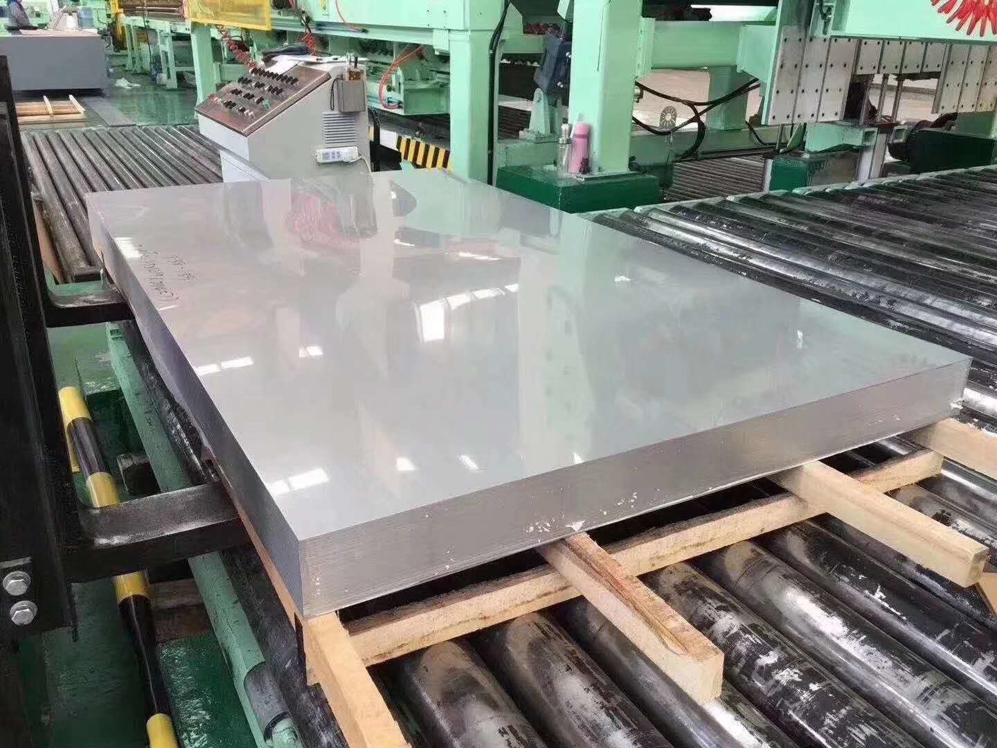 201 Stainless Steel Sheet Plate 0.3mm Hot Rolled