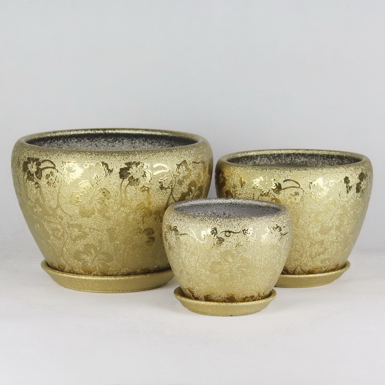 Stylish And Functional Ceramic Pots For Gardening And Landscaping Needs