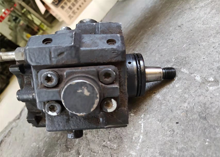 4941173 4D95-5 Used Electronic Fuel Injection Pump For Excavatir PC130-8 6271-71-1110