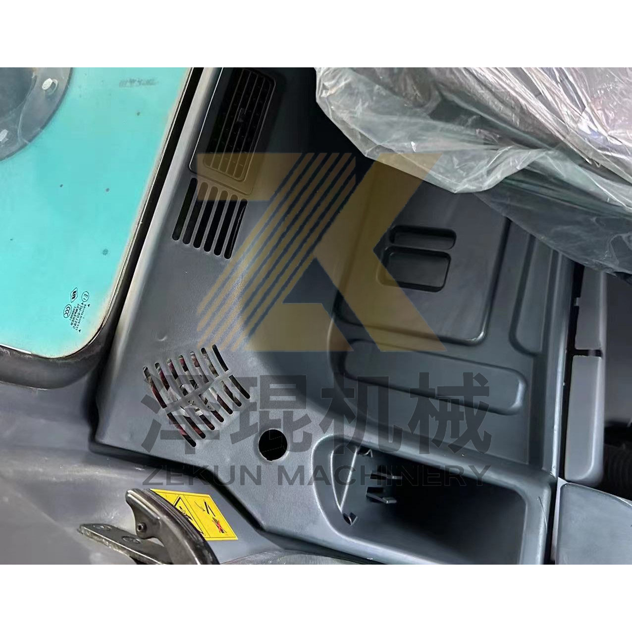 Used Kobelco SK200-1 SK200-8 SK200-2 Excavator in 2021 Rebuild