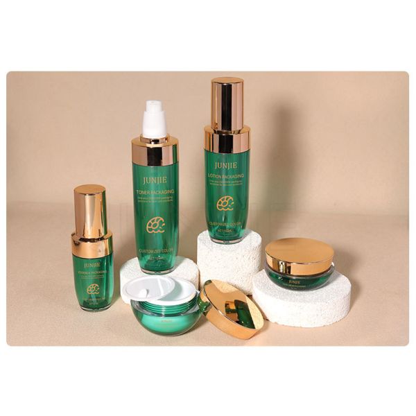 New Design Luxury 30-120ml 50g 30g Dark Green Skincare Packaging Cosmetic Refillable Acrylic Lotion Bottle with Pump