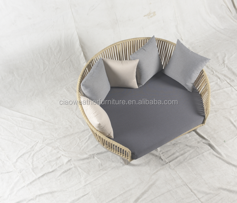 PE Rattan and Aluminum Modern Design Garden Sofa Set for Outdoor Relaxation