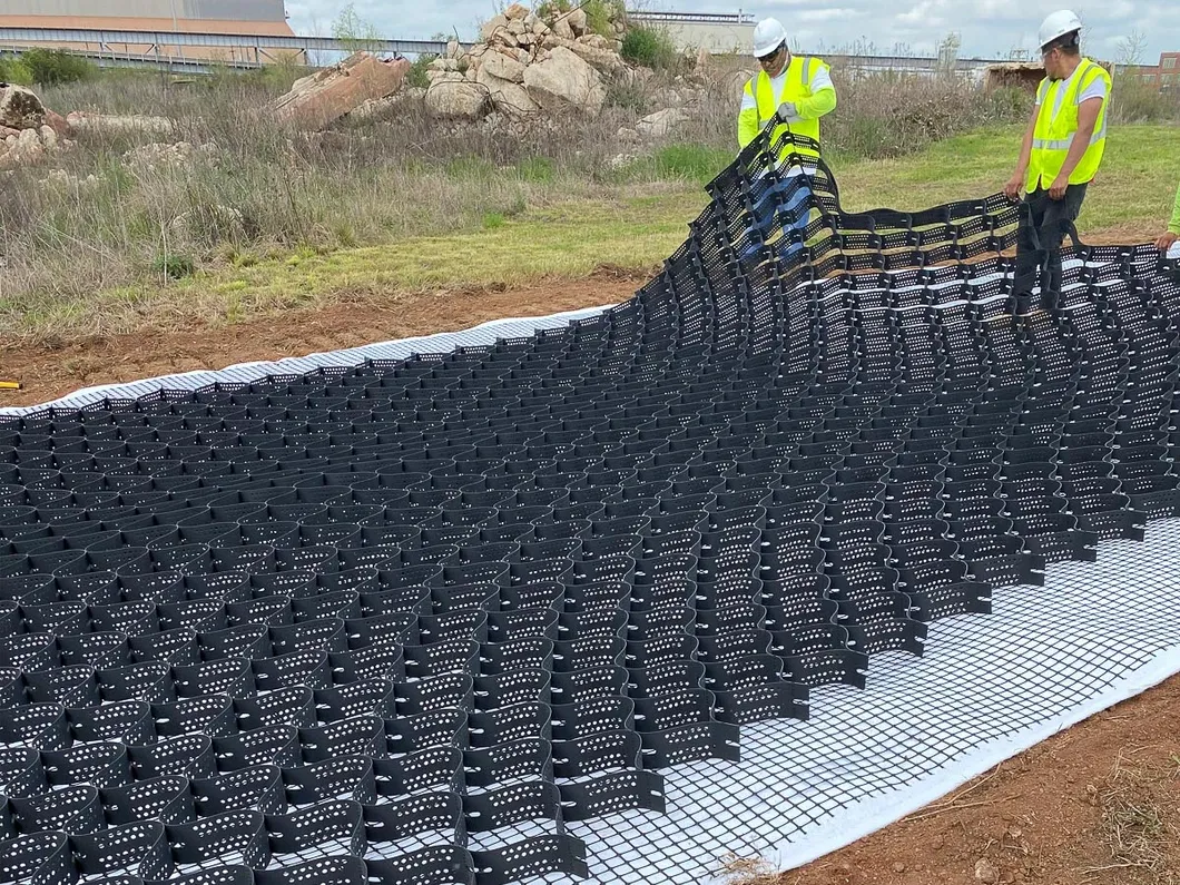 High Honeycomb Black HDPE Geocell Reinforcement Driveway for Road Gravel Stabilizer Grid Retaining Wall Embankment