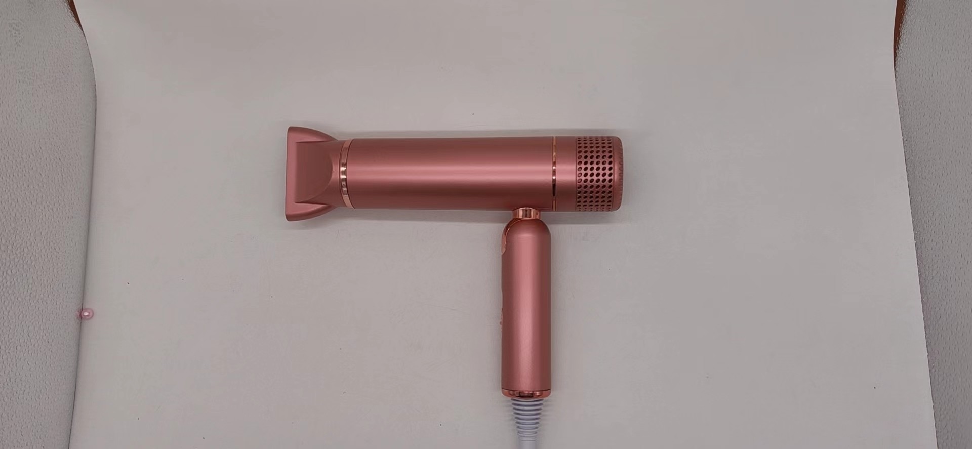 Powerful 1600 Watt Hair Dryer Foldable With Styling Nozzle Diffuser