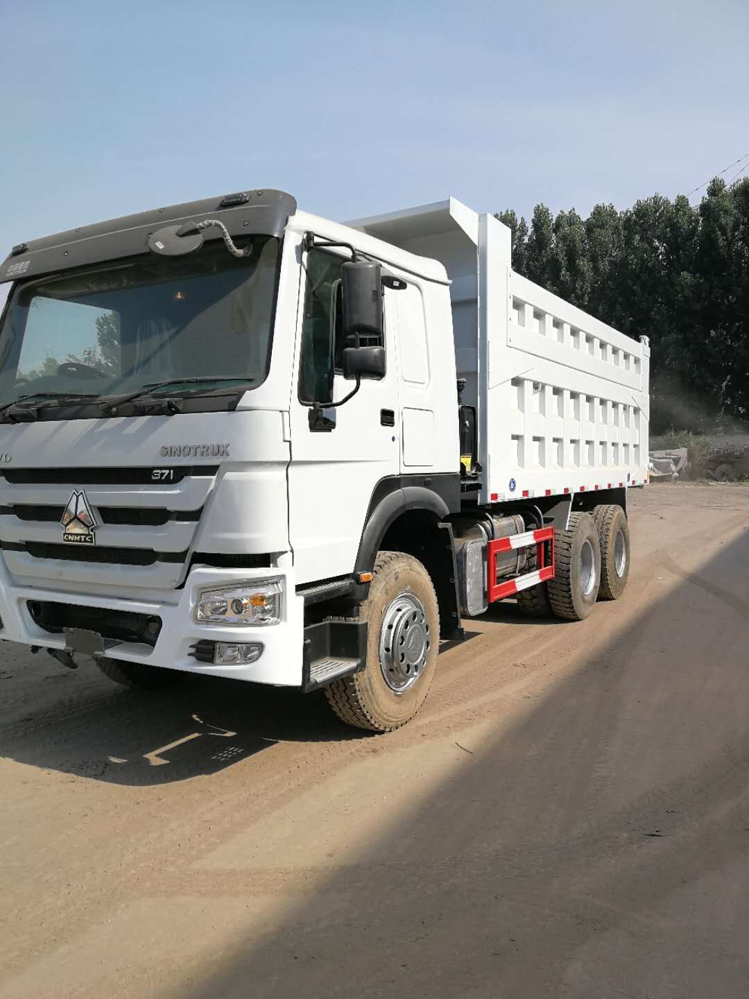 Refurbished Sinotruck Howo 6x4 10 Wheeler 371hp Used Tipper Dump Truck Cruise Control None
