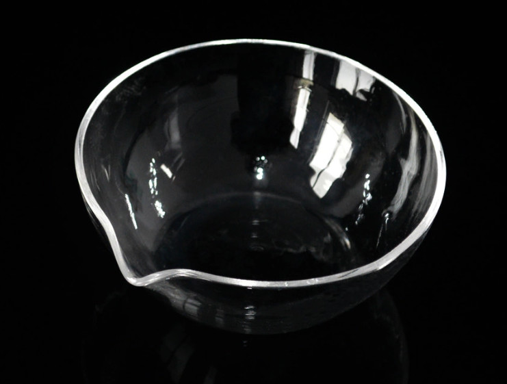 99.99% Sio2 Clear Lab 1850℃ Quartz Glass Evaporate