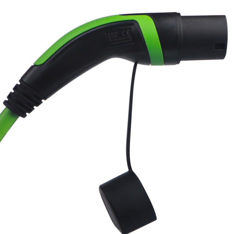 3.6KW 16A Electric Car Type 2 AC Charger IEC 62196 White Black