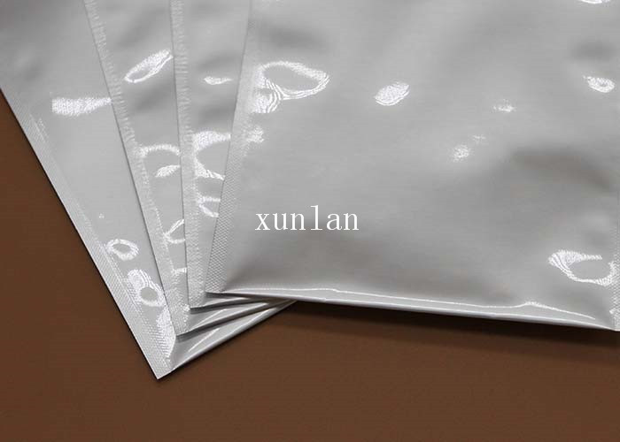 Flat Zipper / Handle Aluminum Foil Bags , Waterproof Silver Foil Bags