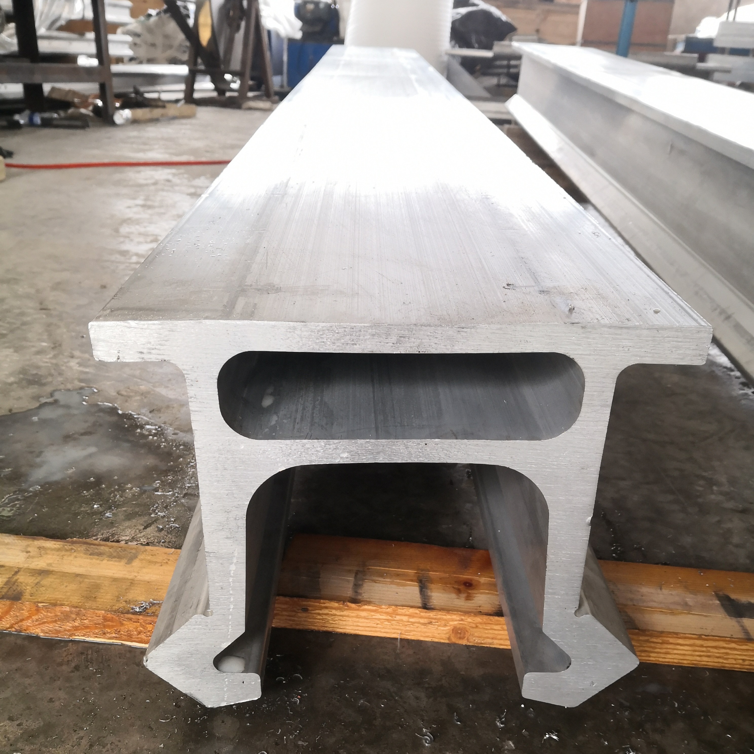 BMH200 Series Hydraulic T6 7020 Extruded Aluminum Beam 3200MM