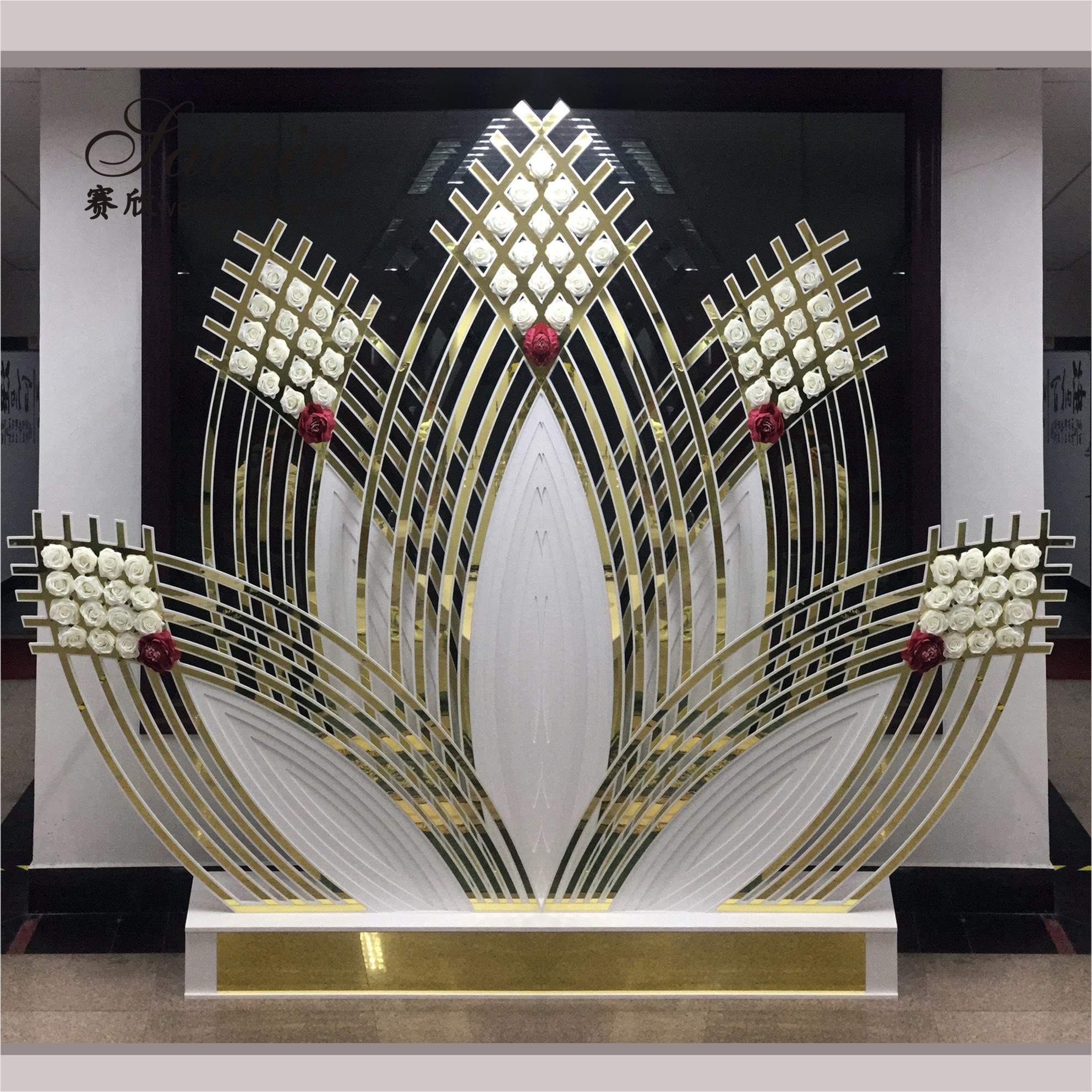 Factory luxury gold frame with white membrane arch for wedding furniture backdrop decoration