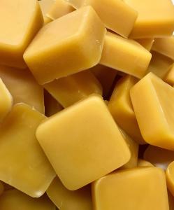 Wholesale CAS 8012-89-3 Yellow Beeswax Refresher Block Industrial Use from china suppliers