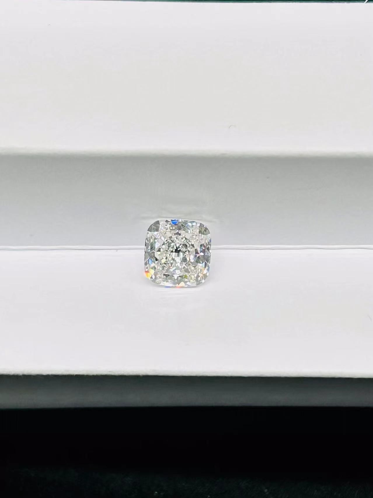 IGI Certified 7.09ct G VS1 Lab Created White Diamonds Cushion Shape CVD Diamonds