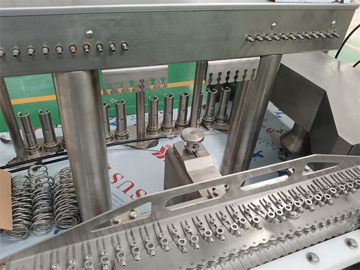 Advanced Ampoule Filling Machine with Wire Sealing for 1-10ml Glass Ampoules GMP standard