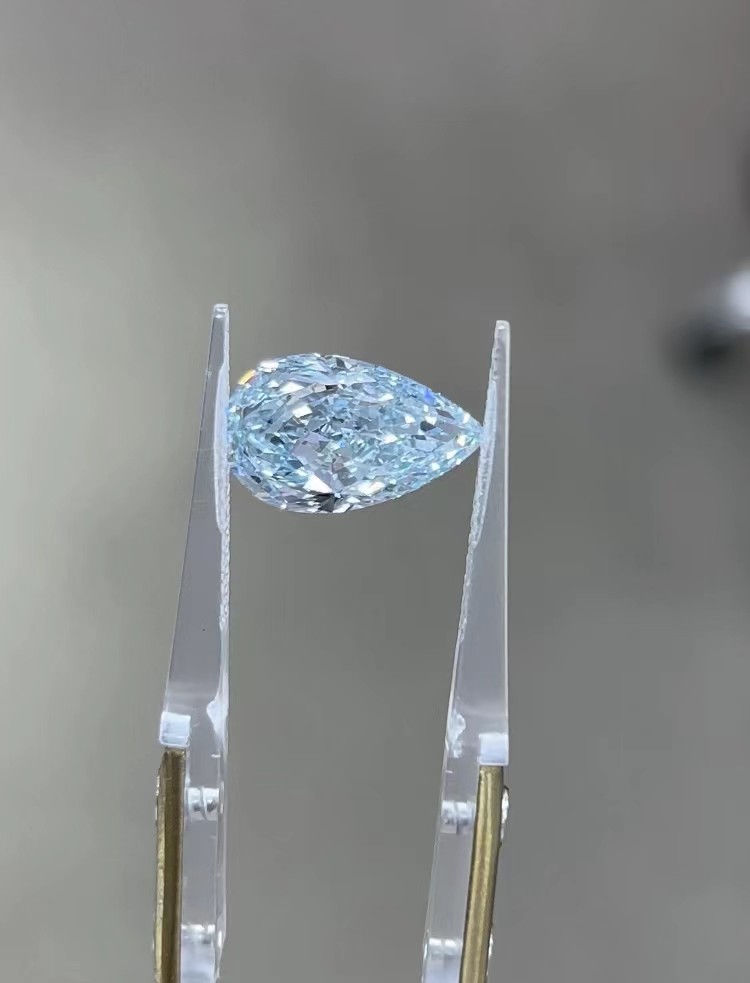 10 Mohs Pear Loose Lab Grown Blue Diamonds 1.0ct-1.8ct IGI Certified