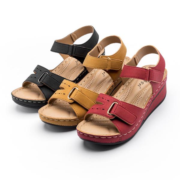 BS076 Manufacturer 2021 Amazon new sandals women's slope with magic buckle thick