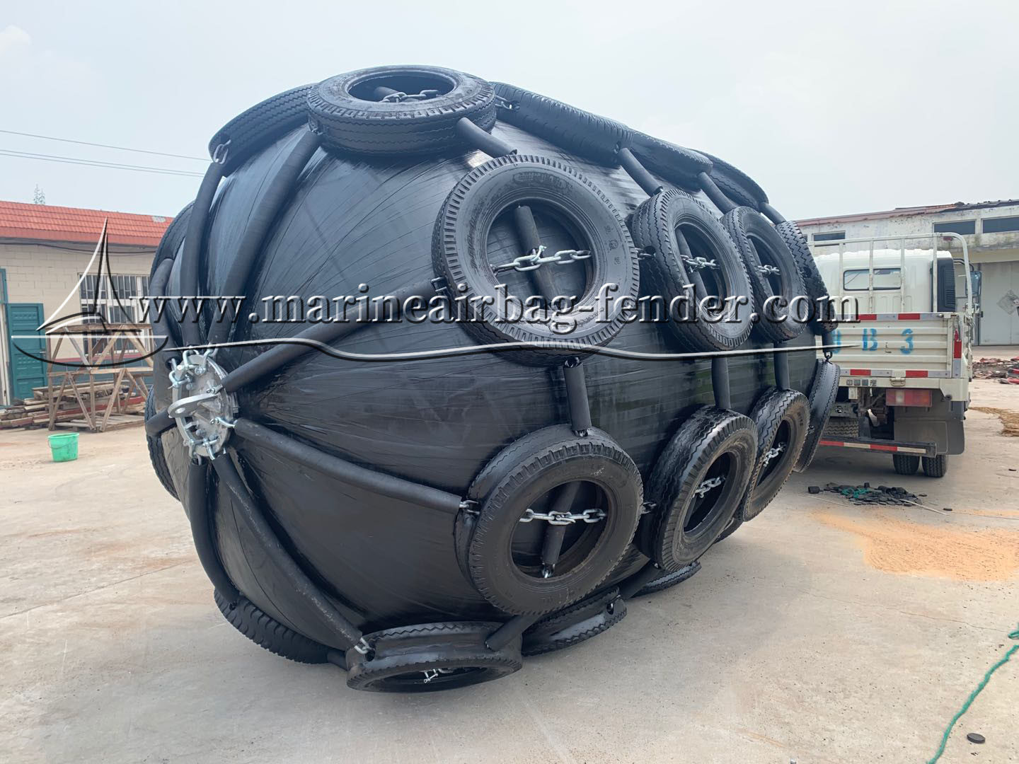 Aging Resistance Ship to Ship Rubber Fender ISO17357 Standard