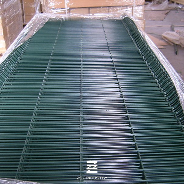 PVC Coated 3D Welded Wire Mesh Fence Panels 1530mm X 2500mm For Garden Fence