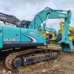 20Ton Medium Used Kobelco Excavators Sk200 Earthmoving Crawler