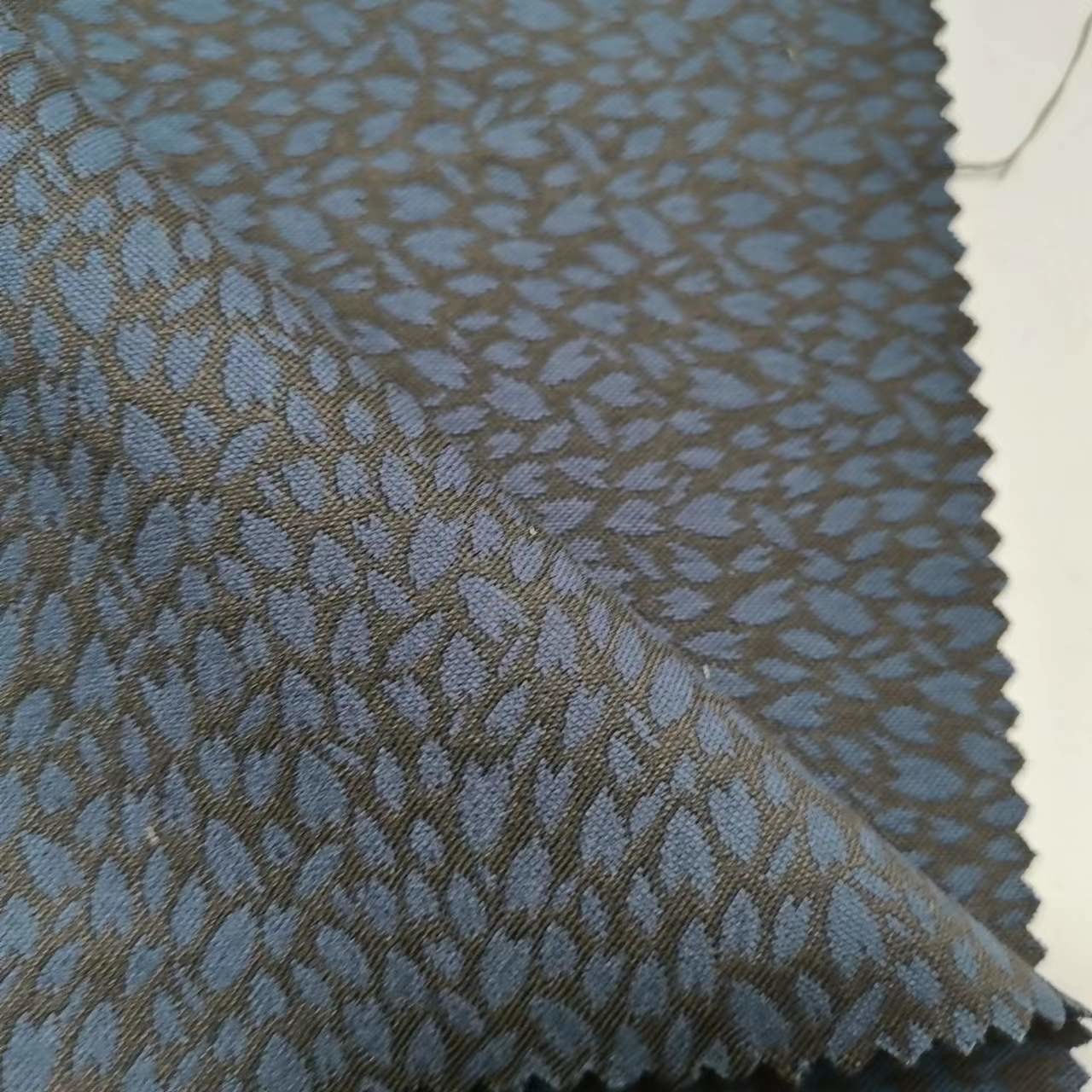 Printed Breathable 22% Nylon 74% Rayon 4% Spandex Bengaline Fabric 70D+ 40Dx21S