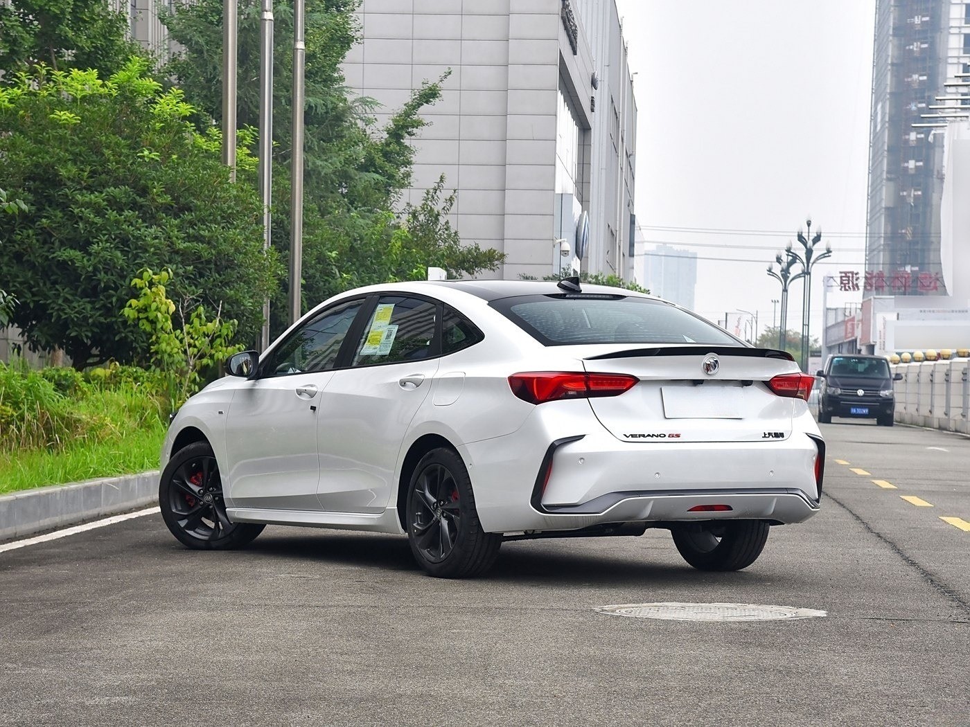Buick VERANO 2022 2023 In Stock Left Hand Drive Gasoline Version High Speed 533T 210Km/H